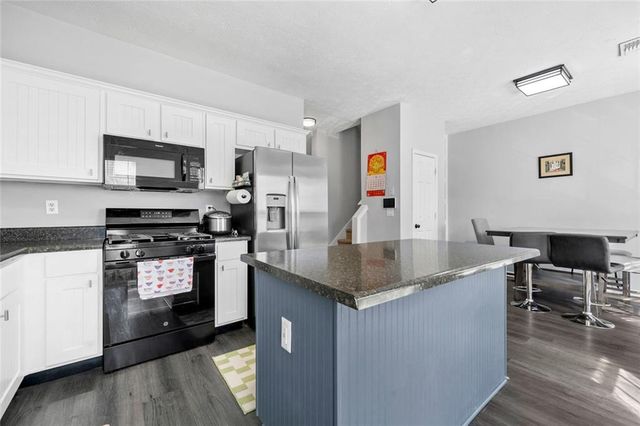5233 Pinnacle Pointe Ct, Norcross, GA 30071