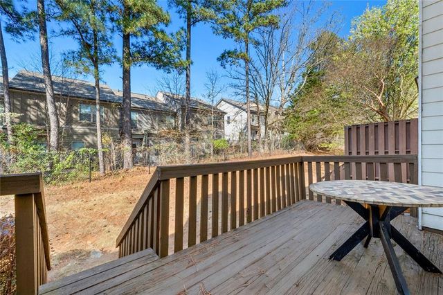 5233 Pinnacle Pointe Ct, Norcross, GA 30071