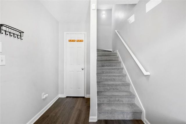 5233 Pinnacle Pointe Ct, Norcross, GA 30071