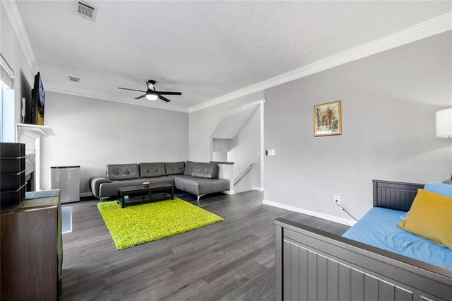 5233 Pinnacle Pointe Ct, Norcross, GA 30071