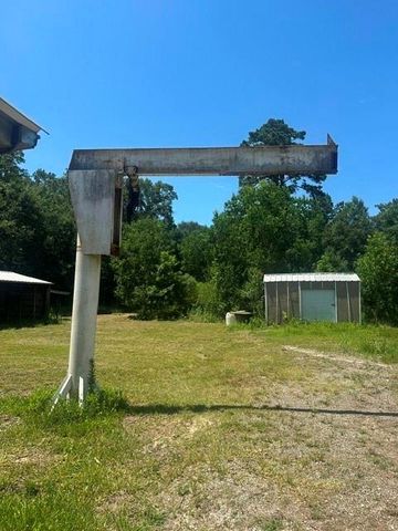 1751 County Road 639, Dayton, TX 77535