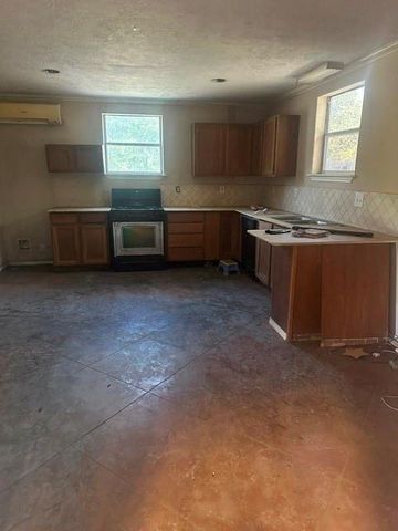 1751 County Road 639, Dayton, TX 77535