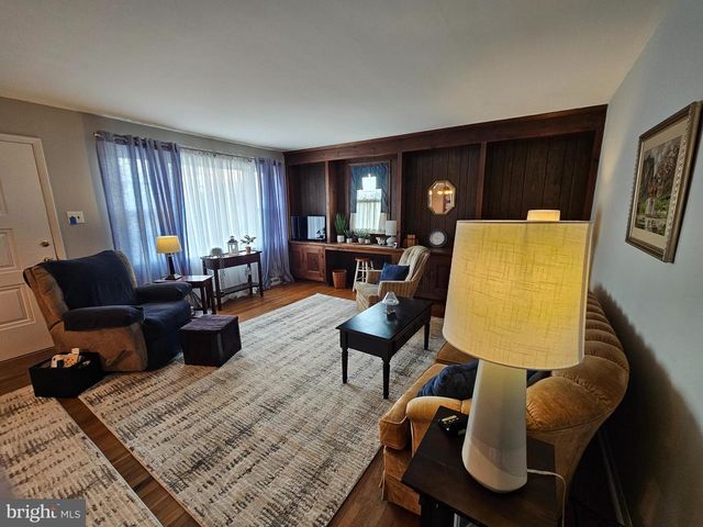 312 LAUREL AVE, Horsham, PA 19044