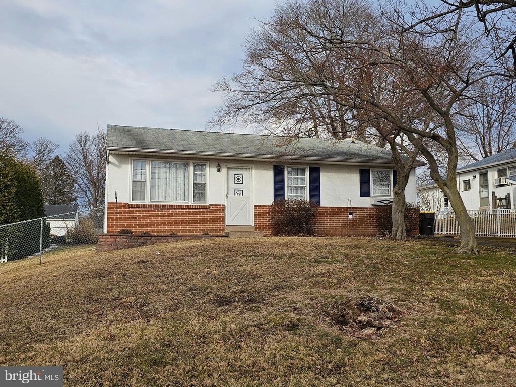 312 LAUREL AVE, Horsham, PA 19044