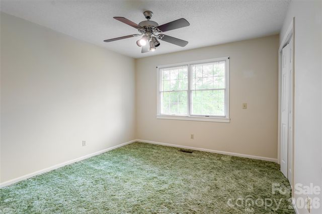 15 Lackey Lane, Asheville, NC 28804