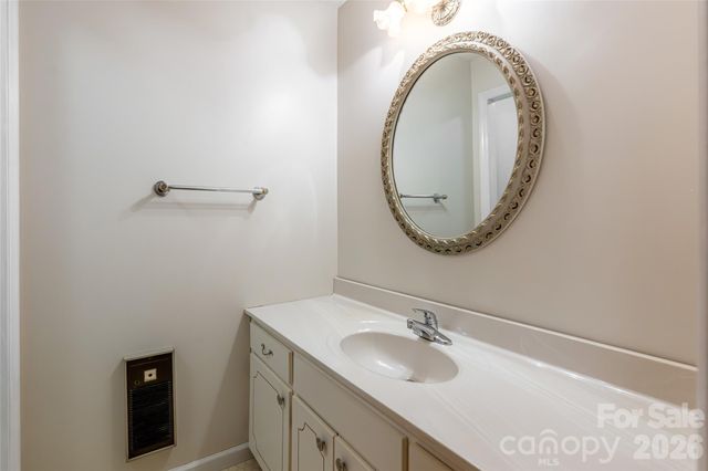 15 Lackey Lane, Asheville, NC 28804