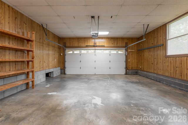 15 Lackey Lane, Asheville, NC 28804