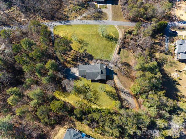 15 Lackey Lane, Asheville, NC 28804