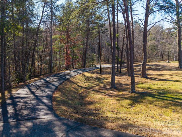 15 Lackey Lane, Asheville, NC 28804