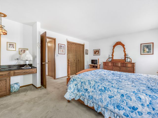 3615 N Pacific Avenue, Chicago, IL 60634