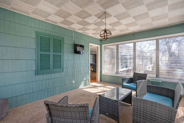 1224 14th Street, Bettendorf, IA 52722