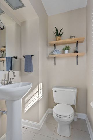 1224 14th Street, Bettendorf, IA 52722