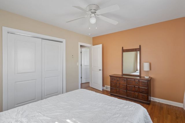 1224 14th Street, Bettendorf, IA 52722