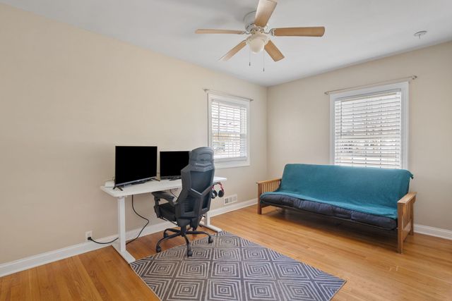 1224 14th Street, Bettendorf, IA 52722