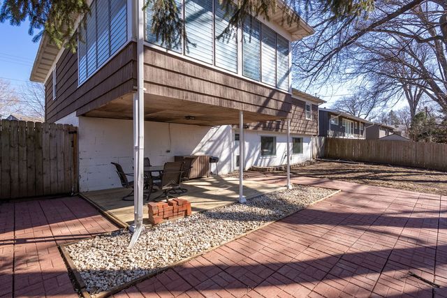 1224 14th Street, Bettendorf, IA 52722