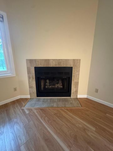 1890 Fox Ridge Drive B, West Saint Paul, MN 55118