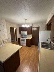 1890 Fox Ridge Drive B, West Saint Paul, MN 55118