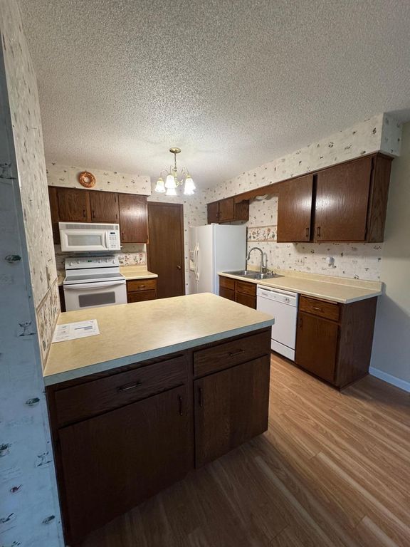 1890 Fox Ridge Drive B, West Saint Paul, MN 55118 — photo 2