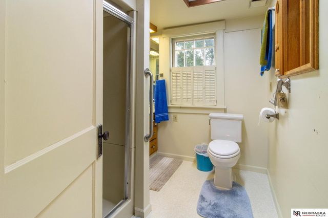 1845 S 48th Street, Lincoln, NE 68506