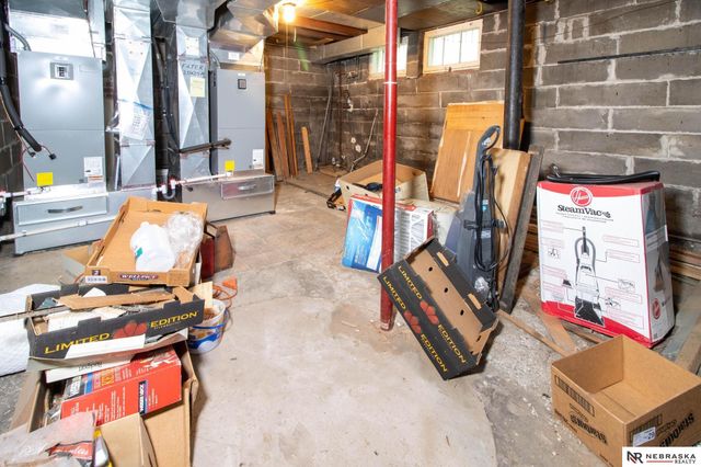 1845 S 48th Street, Lincoln, NE 68506