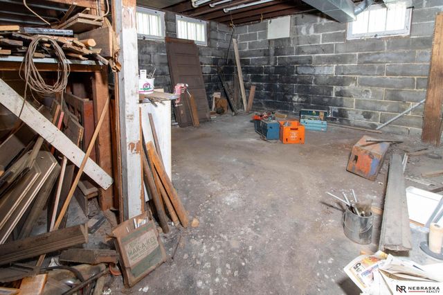 1845 S 48th Street, Lincoln, NE 68506