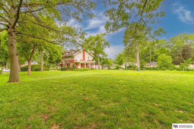 1845 S 48th Street, Lincoln, NE 68506