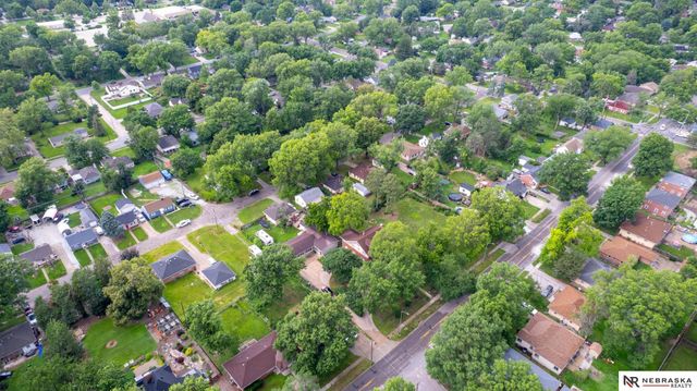 1845 S 48th Street, Lincoln, NE 68506