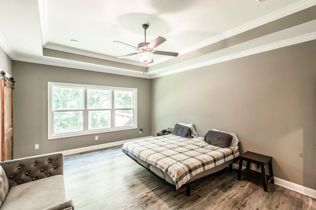8326 Betts Rd, Greenbrier, TN 37073