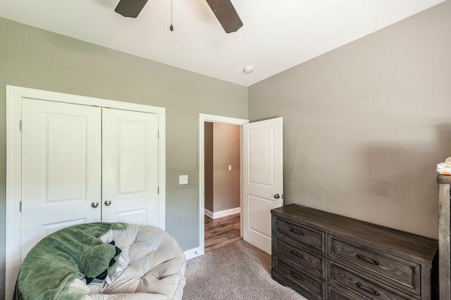8326 Betts Rd, Greenbrier, TN 37073