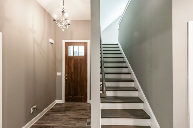 8326 Betts Rd, Greenbrier, TN 37073