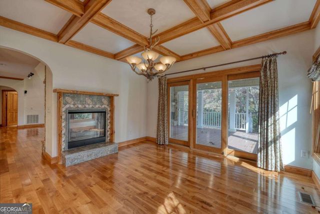 1949 Big Pine Drive, Hiawassee, GA 30546