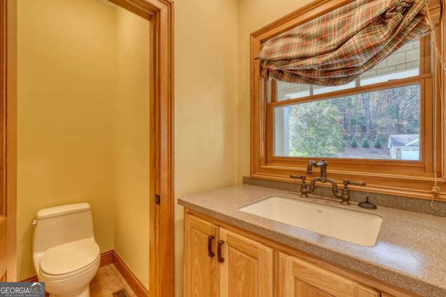 1949 Big Pine Drive, Hiawassee, GA 30546