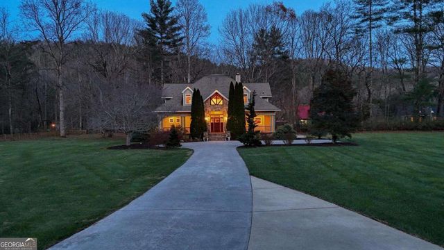 1949 Big Pine Drive, Hiawassee, GA 30546