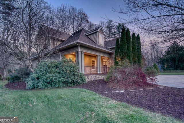1949 Big Pine Drive, Hiawassee, GA 30546