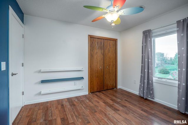 4200 Belmont Road, Bettendorf, IA 52722