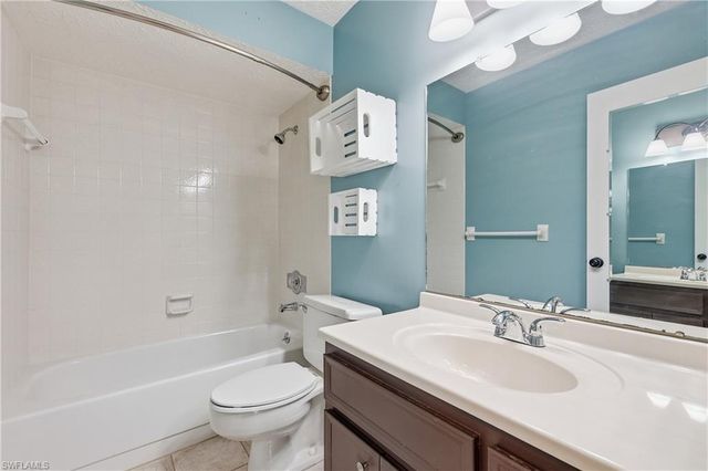 1304 Miramar ST 202, Cape Coral, FL 33904