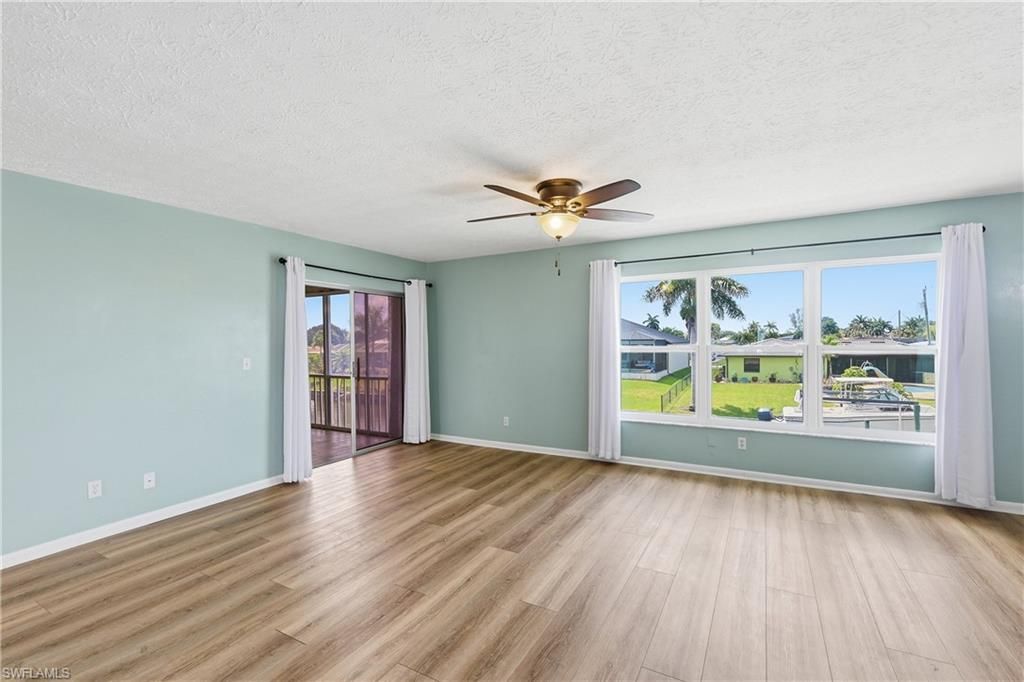 Image 7 of property listing at 1304 Miramar ST 202, Cape Coral, FL 33904
