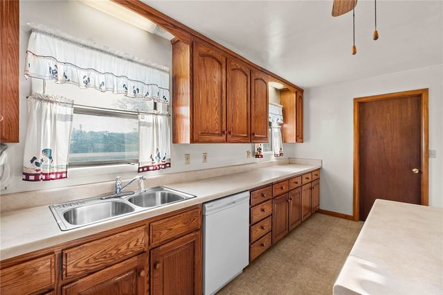 2204 Lincoln Street, Siloam Springs, AR 72761