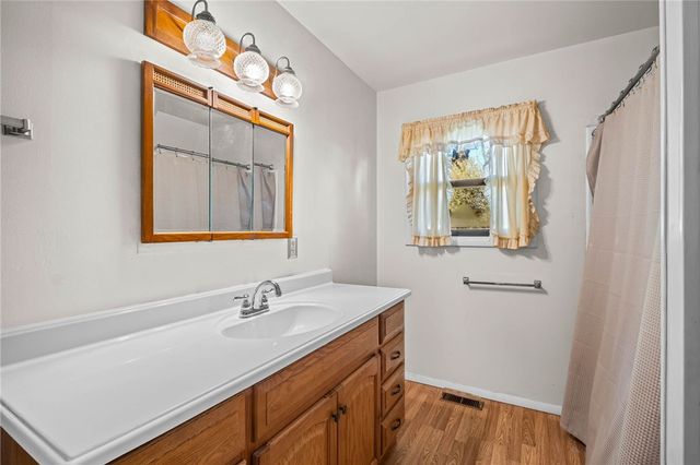 2204 Lincoln Street, Siloam Springs, AR 72761