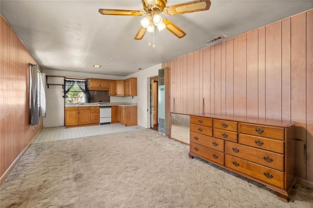 2204 Lincoln Street, Siloam Springs, AR 72761