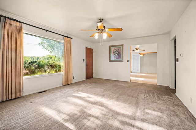 2204 Lincoln Street, Siloam Springs, AR 72761