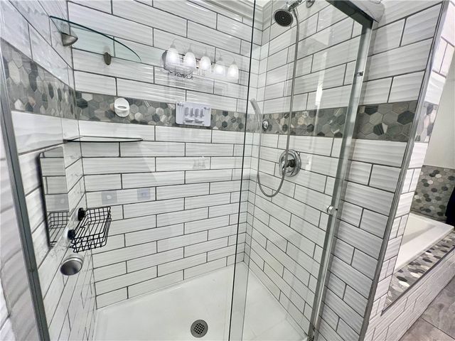 3758 Ellwood Road, Shenango Twp, PA 16101