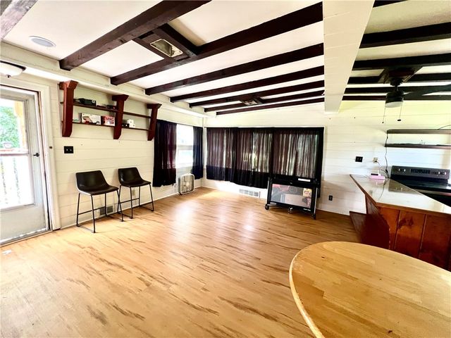 3758 Ellwood Road, Shenango Twp, PA 16101