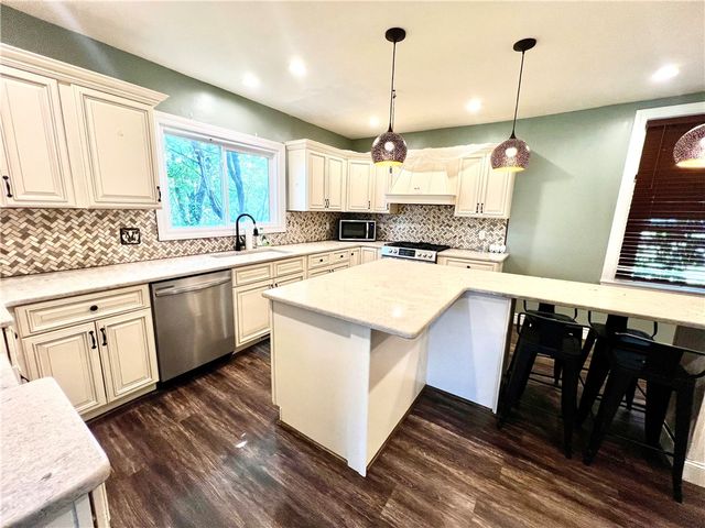 3758 Ellwood Road, Shenango Twp, PA 16101