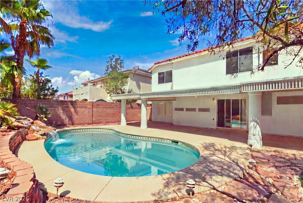 8019 Avalon Mist Street, Las Vegas, NV 89139
