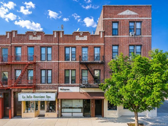 9104 3rd Avenue, Brooklyn, NY 11209
