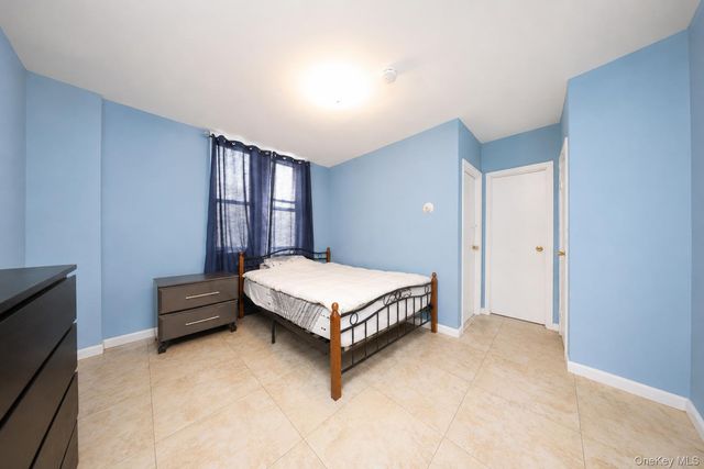9104 3rd Avenue, Brooklyn, NY 11209