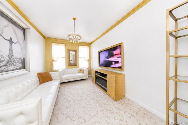 9104 3rd Avenue, Brooklyn, NY 11209