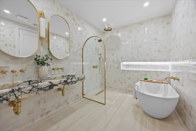 208 LINCOLN Road, New York City, NY 11225