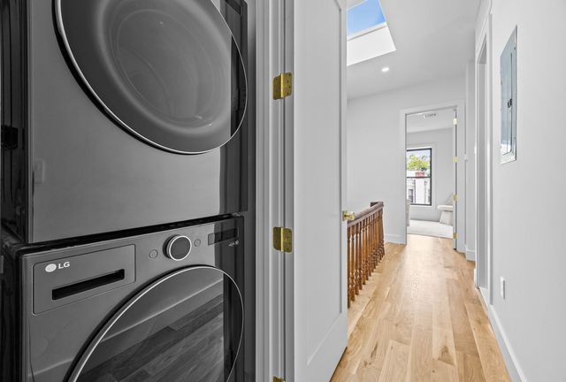 208 LINCOLN Road, New York City, NY 11225